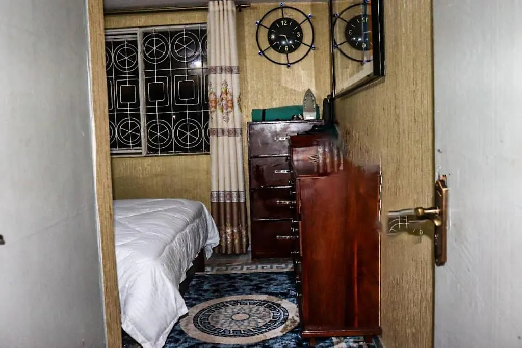 Jelani Space'S Luzira Apartment Καμπάλα